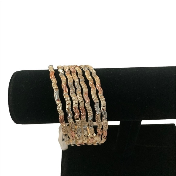 Jewelry - 7 Days Textured Tri Color Bangle Feminine Tri Color Casual Jewelry Brand New